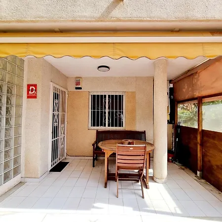 דירה With Garden *